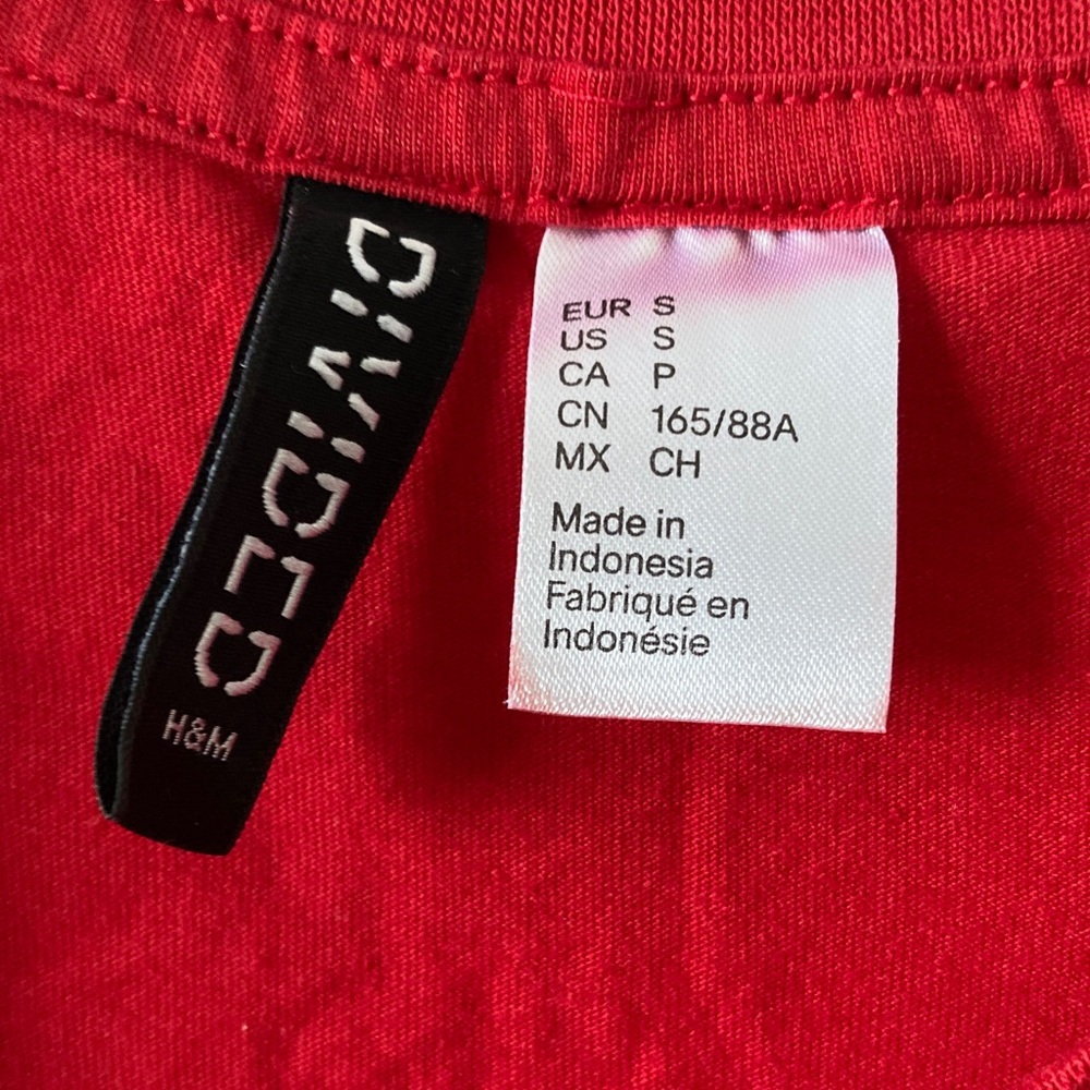 H&M Cropped Tee - Picture 4 of 6